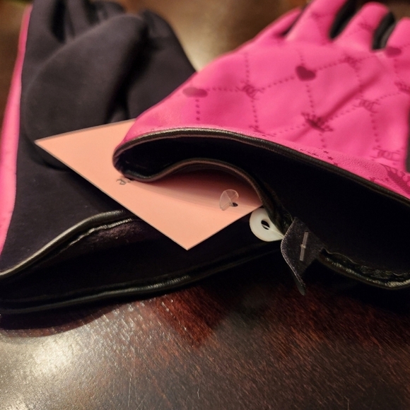 SOLD! Juicy Couture pink and black faux leather gloves rare find unique hand ac - Picture 6 of 8